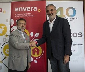 AEHCOS y Envera firman un convenio para colaborar en la inserción de las personas con discapacidad