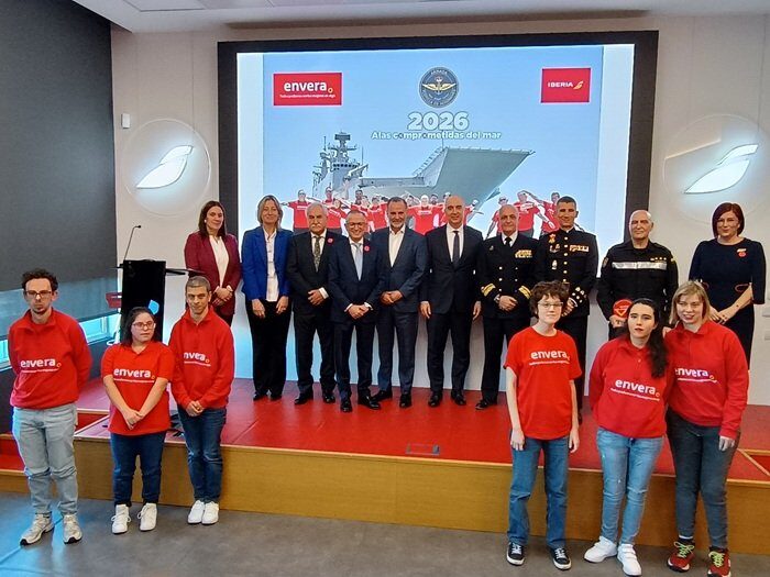 Envera Presenta el Calendario Solidario con la Flotilla de Aeronaves de la Armada