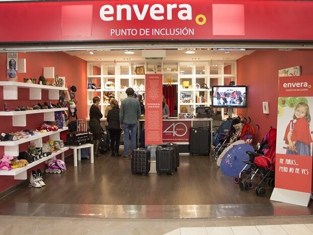 envera-punto-de-inclusion-en-carrefour-parquesol